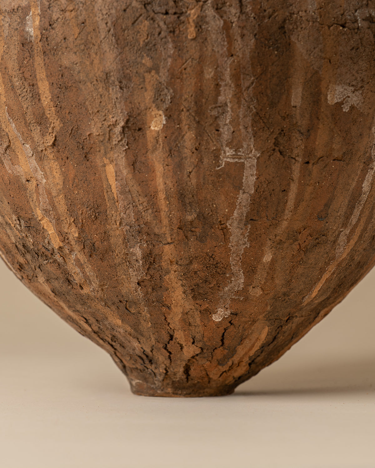 Pithos 004 in Utah Clay, additional view 03