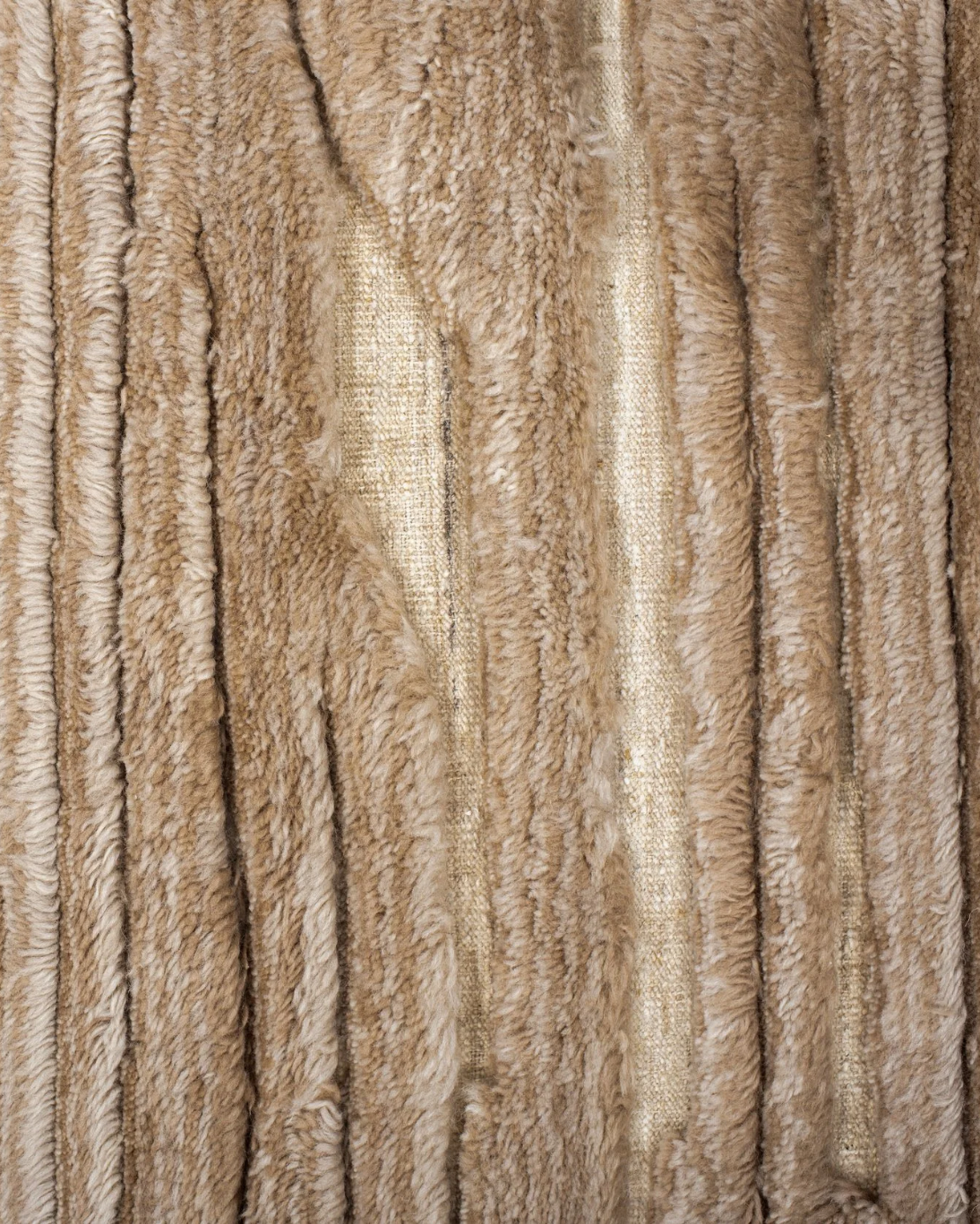 Placeholder photograph: overhead close-up of the rug's irregular linear texture.