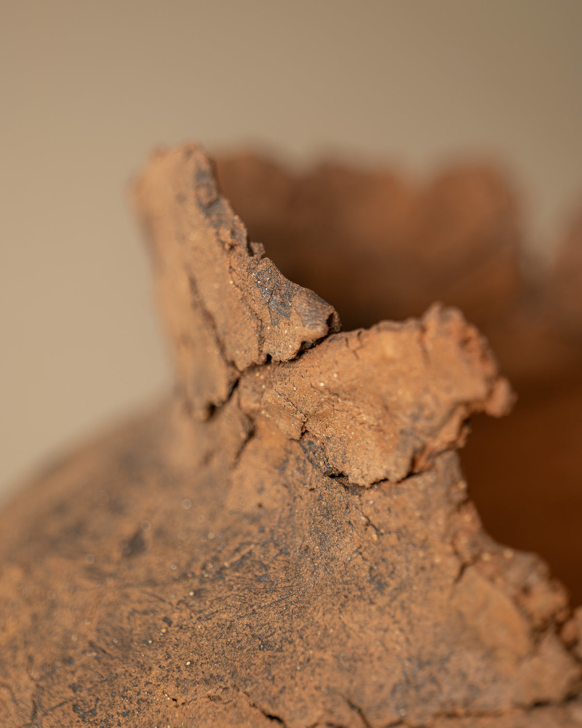 Pithos 004 in Utah Clay, additional view 07