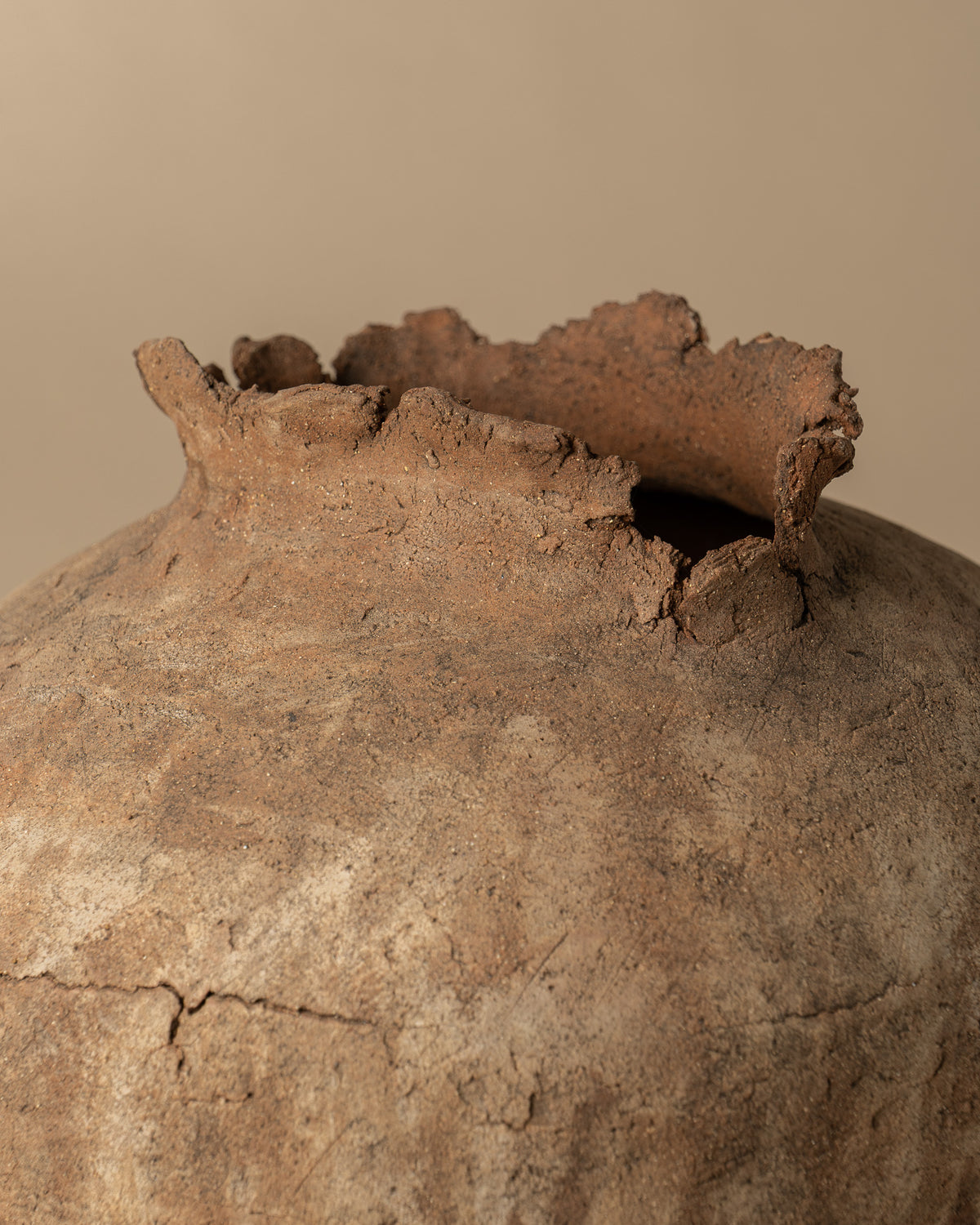 Pithos 006 in Utah Clay, additional view 07