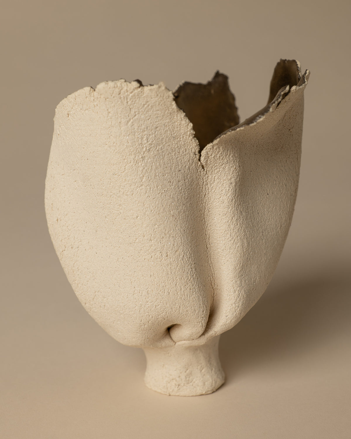 Vessel 002 in Powder, additional view 03