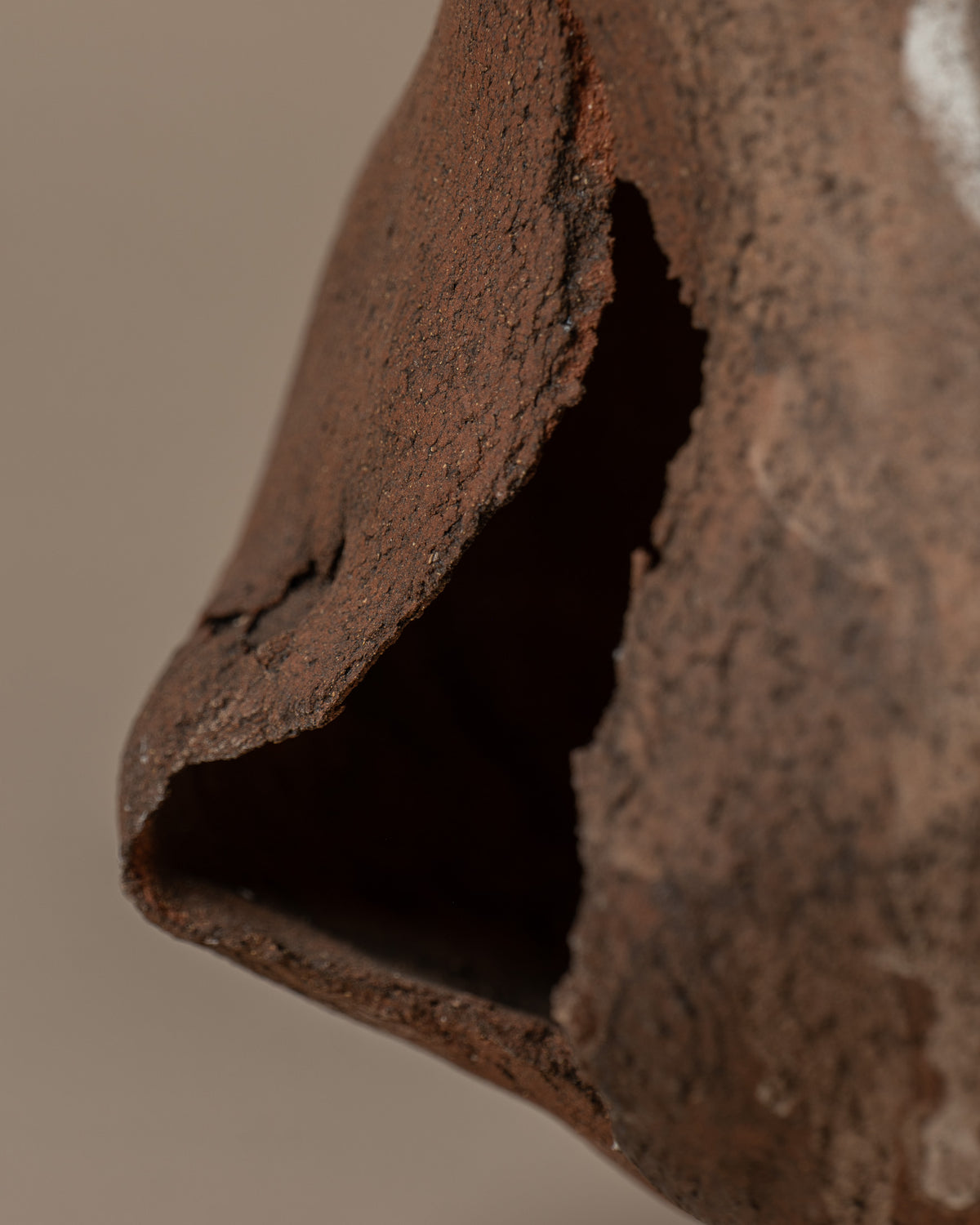 Vessel 001 in Utah Clay, additional view 05