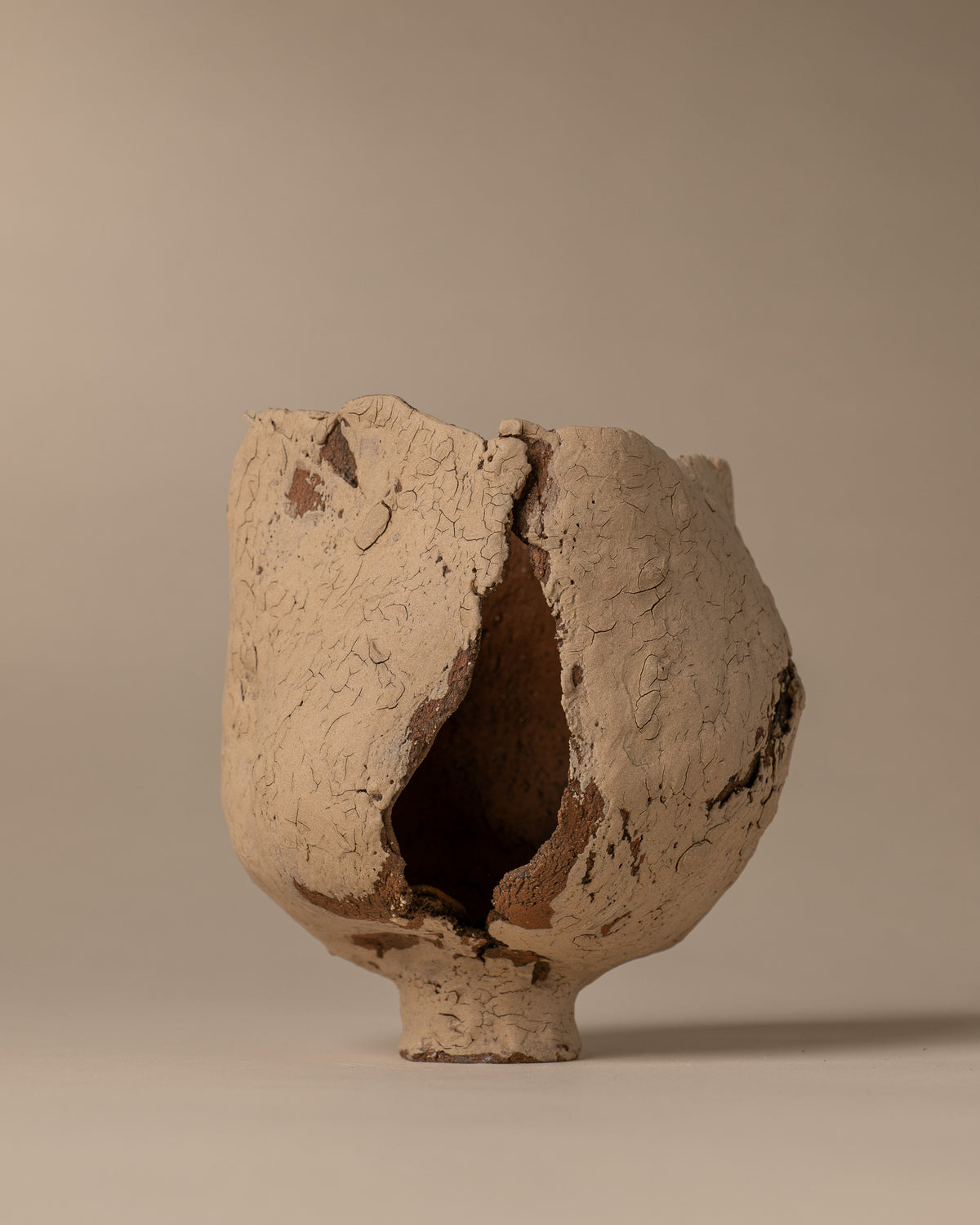 Vessel 002 in Utah Clay, additional view 06